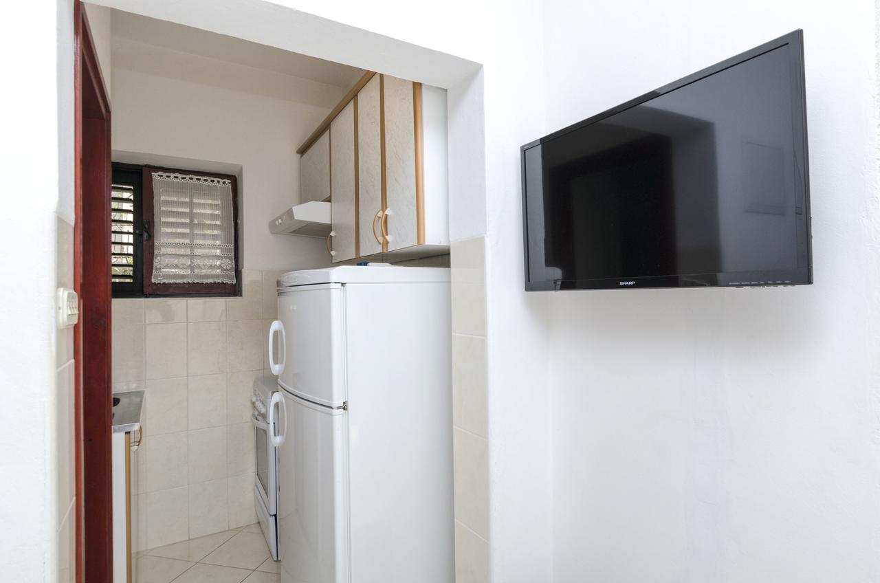 Mime Apartment *